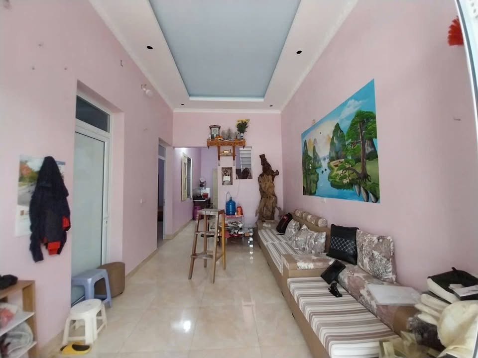 Nhà 1 tầng 1 tum Tân Phong 165m² giá 1.2 tỷ - Thiết kế linh hoạt, sẵn sàng ở ngay!