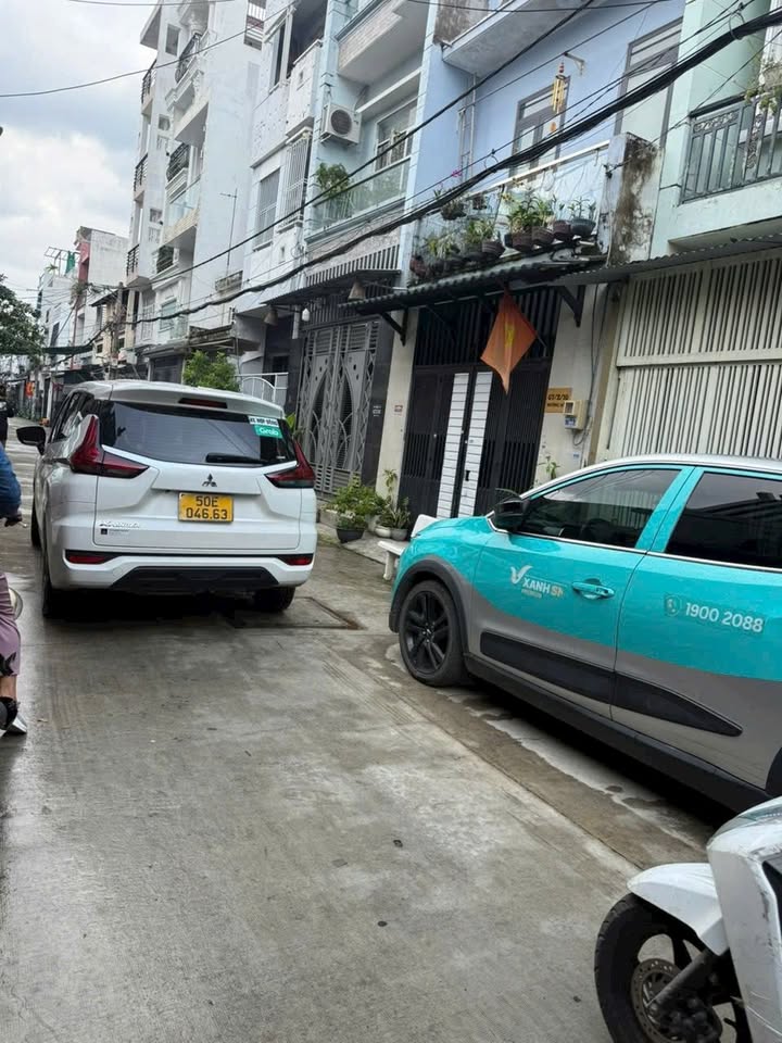 Nhà hẻm đường Số 6, Bình Hưng Hòa, 47m² giá 4.68 tỷ - An ninh, đầy đủ tiện ích!