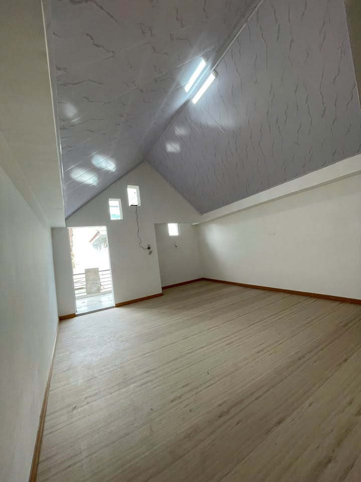 Nhà phố Chi Lăng, Đà Lạt 55.8m² giá 4.5 tỷ - Sổ hồng riêng, xe máy vào tận nhà!