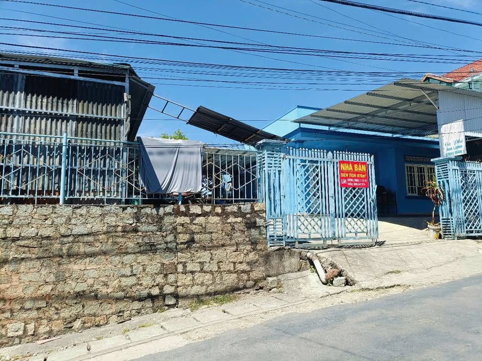 Đất có nhà mặt tiền đường Hoàng Hoa Thám, Đà Lạt 865m² - View đồi săn mây tuyệt đẹp!