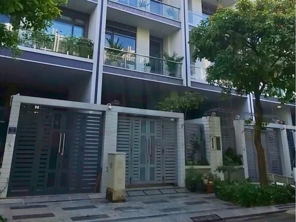 Nhà cho thuê tại Vạn Phúc City 102m² giá 38 triệu - Full nội thất cao cấp