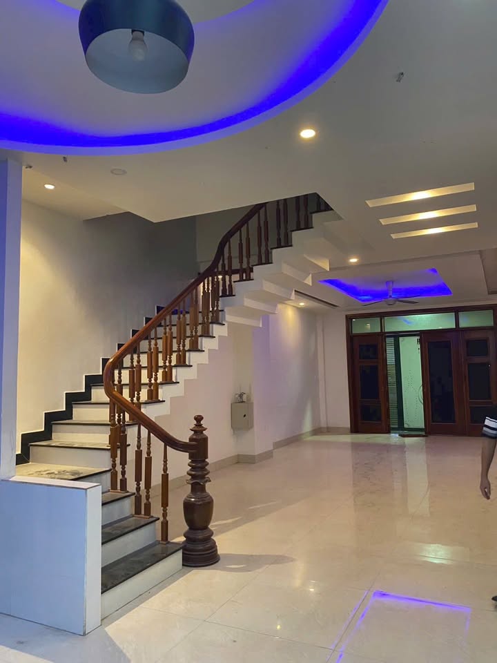 Nhà mặt tiền đường 28, Phước Long 90m² giá 15 triệu - Kinh doanh tuyệt vời!