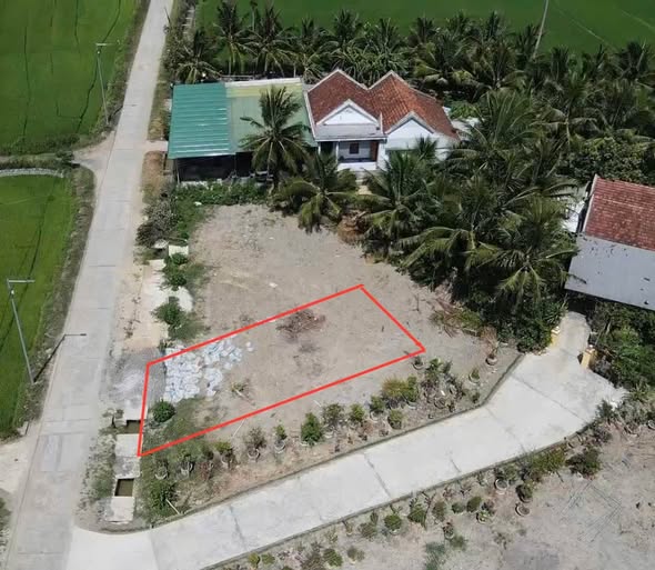 Đất nền mặt tiền đường Hòn Hèo, Ninh Đa, 76m² chỉ 450 triệu - Cơ hội đầu tư tốt!