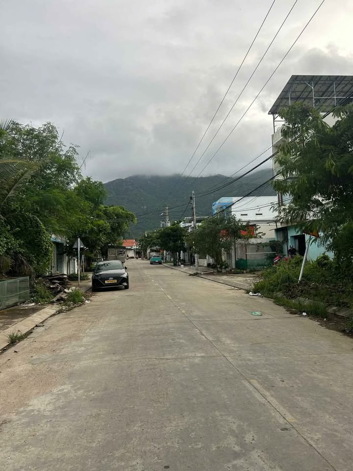 Đất mặt tiền Trần Nam Trung Nha Trang 397m² giá 3.4 tỷ - Đầu tư sinh lời ngay!