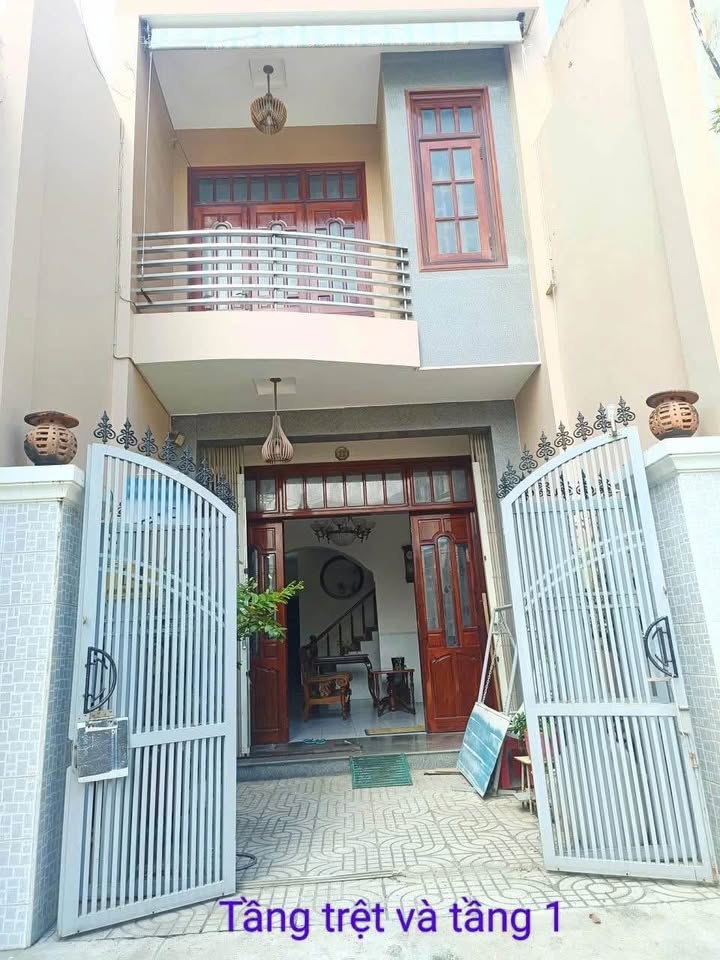 Nhà 3 tầng Nguyễn Trường Tộ, Nha Trang 111,9m² giá 23 tỷ - Vị trí đắc địa, tiềm năng cao!