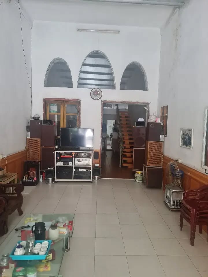 Bán đất 90m² tại KĐT Cột 5 Hạ Long giá 8 tỷ - Cơ hội đầu tư tuyệt vời!