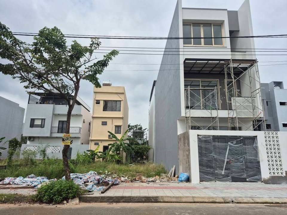 Đất nền Hòa Xuân Đà Nẵng 100m² giá 6.95 tỷ - Vị trí vàng, cơ hội đầu tư!