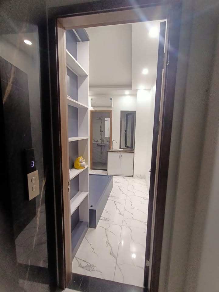 Phòng studio 25m² tại 181 Yên Lãng, Đống Đa chỉ 3.9 triệu - Vào ở ngay!