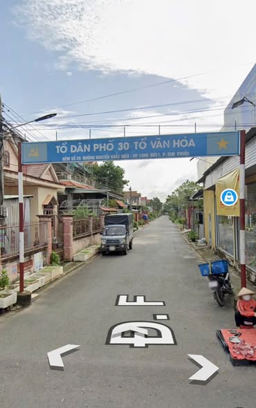 Đất nền Đường E, Biên Hòa 125m² giá 2.4 tỷ - Vị trí trung tâm hướng Đông Nam!