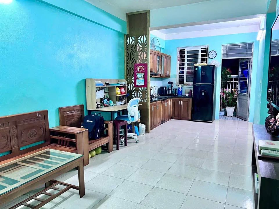 Chung cư C5 Đông Vệ 54m² giá 1.2 tỷ - Nội thất đầy đủ, ở ngay!