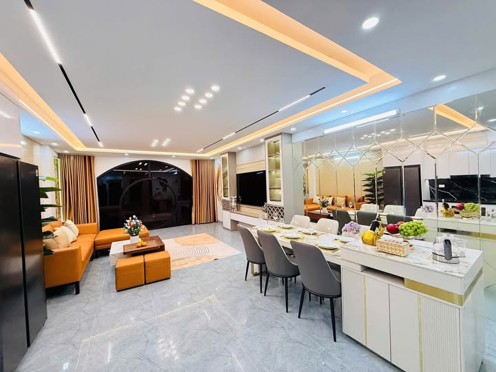 Townhouse Liền kề Văn Phú Hà Đông 90m² - Kinh doanh đắc địa ngay mặt phố!