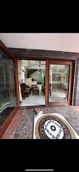 Nhà riêng tại Ngõ 139 Lương Văn Tụy, 150m² - Không gian rộng rãi, tiện nghi đầy đủ