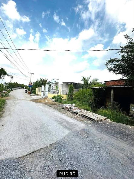 Đất nền 1984m² mặt tiền đường xe hơi tại xã Tân Chánh, huyện Cần Đước - Giá chỉ 1.95 tỷ!