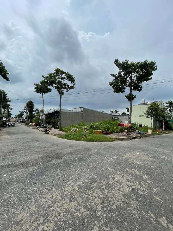 Đất nền góc chợ Thành Phước, Bình Minh 187m² giá 2.3 tỷ - Đầu tư sinh lời lý tưởng!