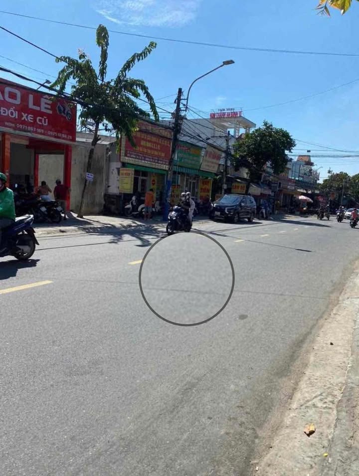 Đất mặt tiền đường Nguyễn Tri Phương, Dĩ An 1000m² giá 55 tỷ - Cơ hội đầu tư tuyệt vời!