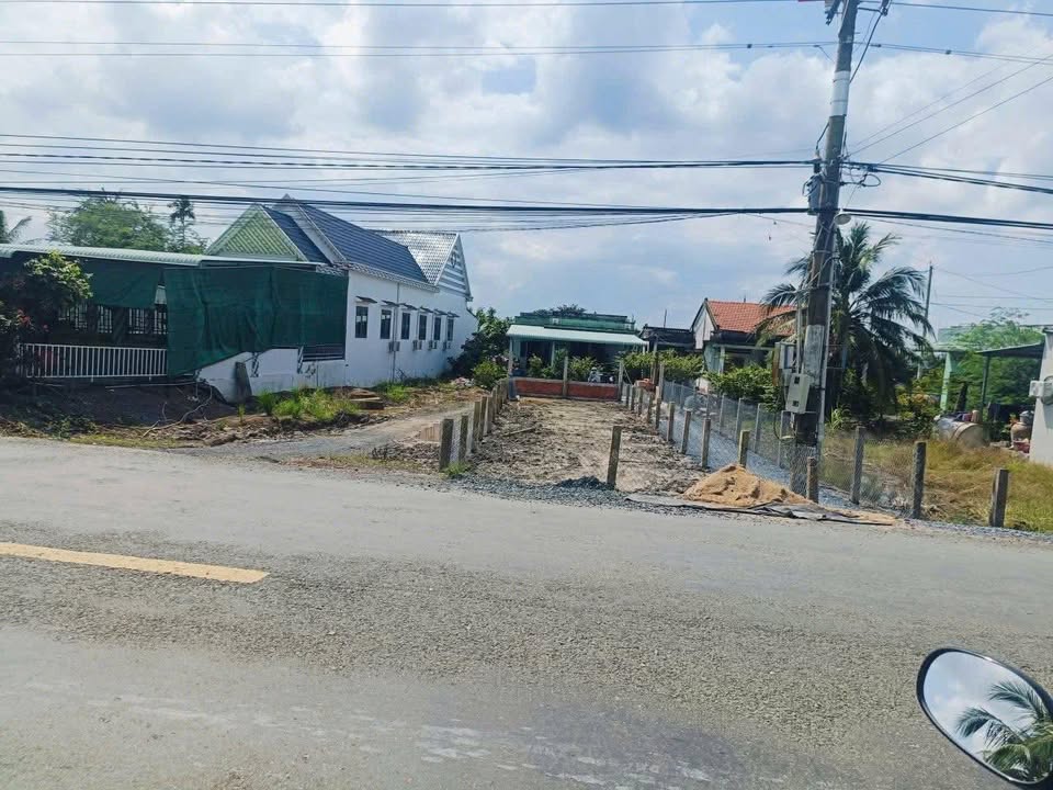 Đất thổ cư mặt tiền ĐT816, Bình Đức, Bến Lức, Long An 140m² - Giá chỉ 1.97 tỷ!