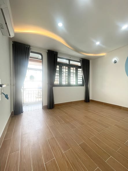 Nhà 2 Tầng Tân Sơn Nhì 56m² giá 5.1 tỷ - Vị trí đắc địa, thuận tiện di chuyển!