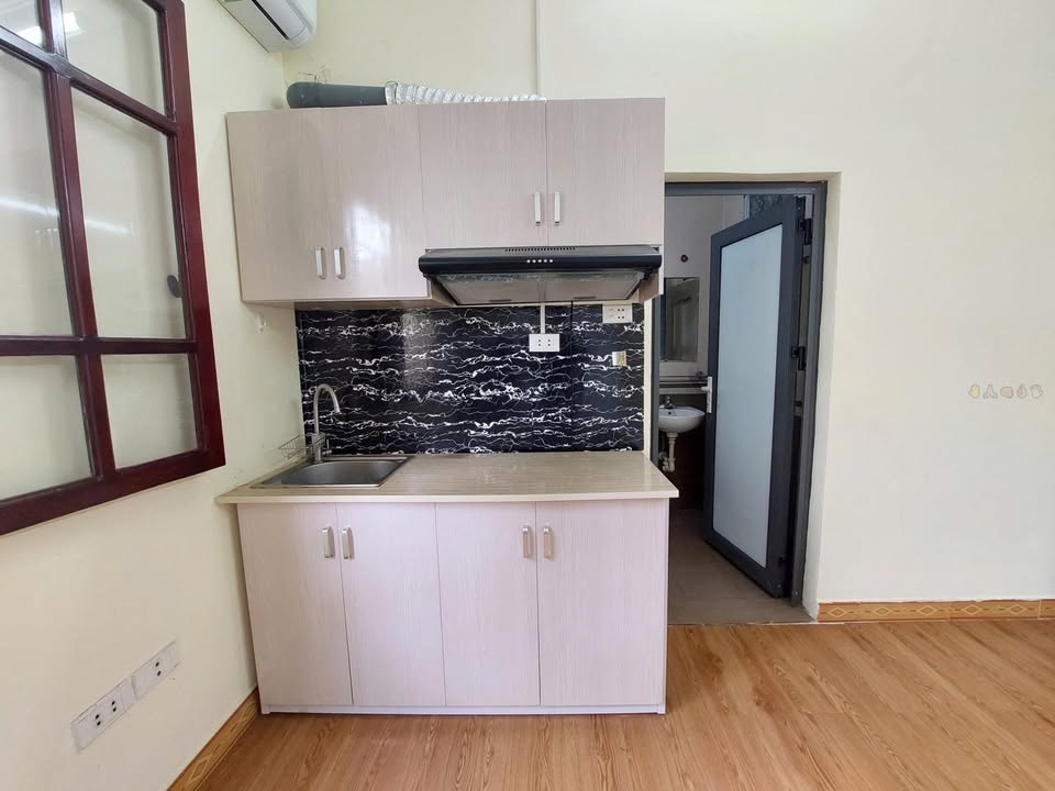 Phòng trọ Đống Đa 25m² giá chỉ 4 triệu - Nội thất đầy đủ, không gian thoáng đãng!