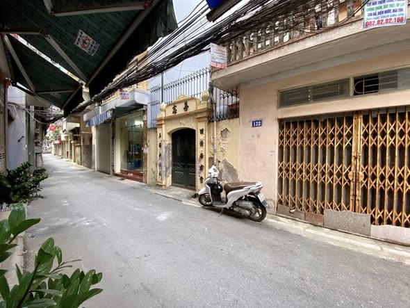 Nhà 5 tầng Trương Định, Hoàng Mai 40m² giá 9 tỷ - Chính chủ bán gấp!