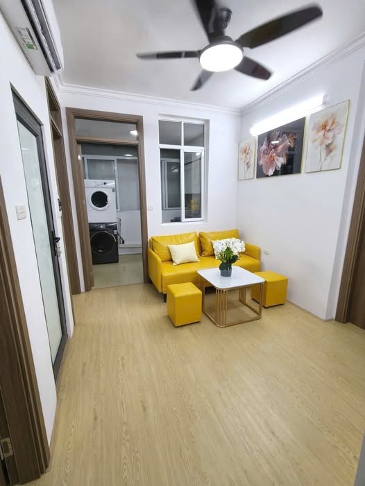 Căn hộ CCMN 213 Giáp Nhất 60m² giá 2.5 tỷ - Full nội thất, ô tô đỗ cửa!