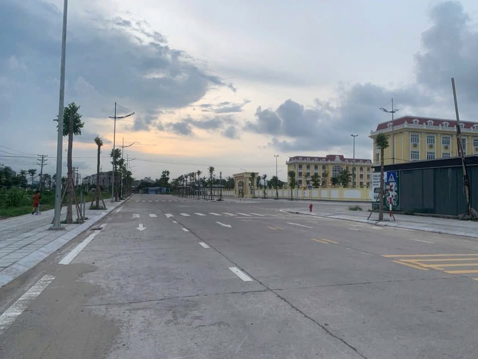 Đất dự án Miền Bắc K67, Cao Xanh 80m² giá 3 tỷ - Đường thông, sổ đỏ chính chủ!