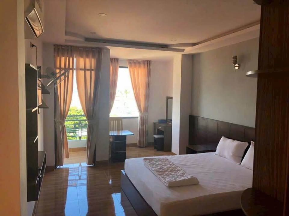 Căn hộ cho thuê Hoàng Diệu Nha Trang 1 phòng ngủ - Full nội thất, ban công rộng rãi!
