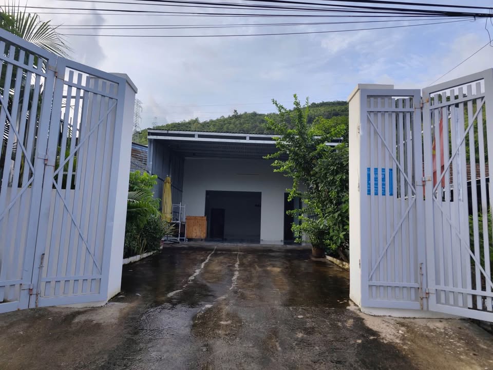 Bán mặt bằng kinh doanh Quốc lộ 1A, Vĩnh Phương 232m² - Đầu tư sinh lời ngay!