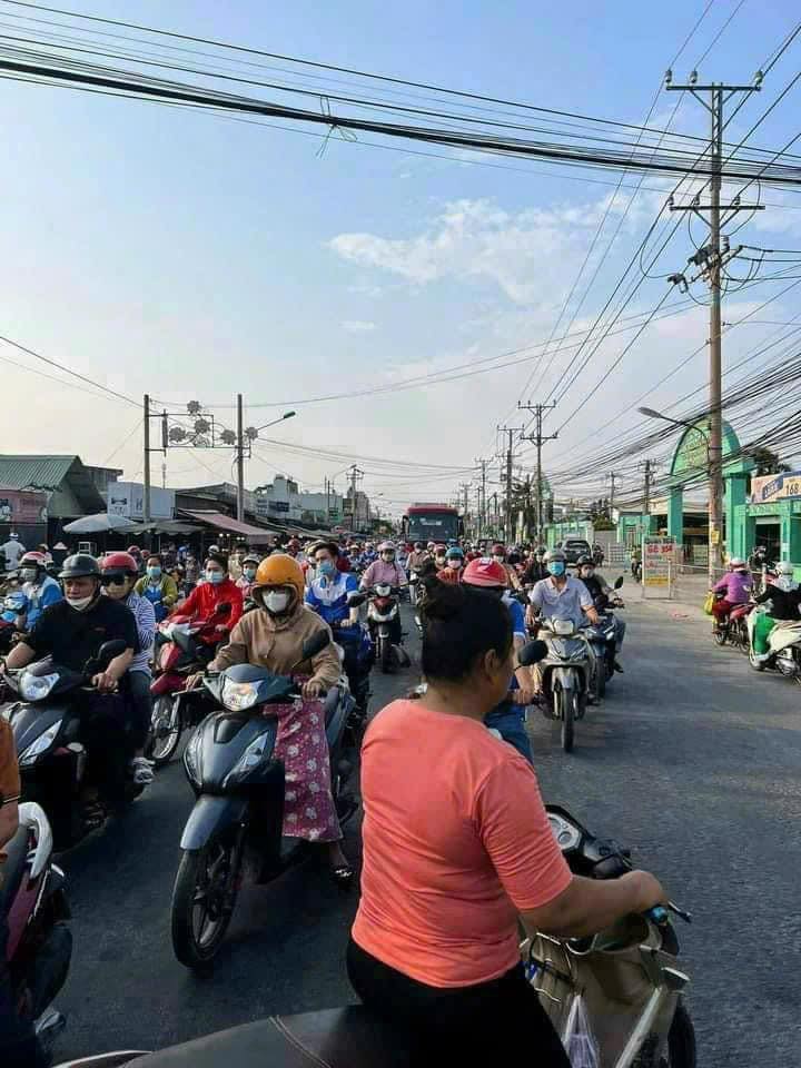 Nhà trệt lầu Long Trạch 90m² giá 1.65 tỷ - Gần KCN Cầu Tràm!