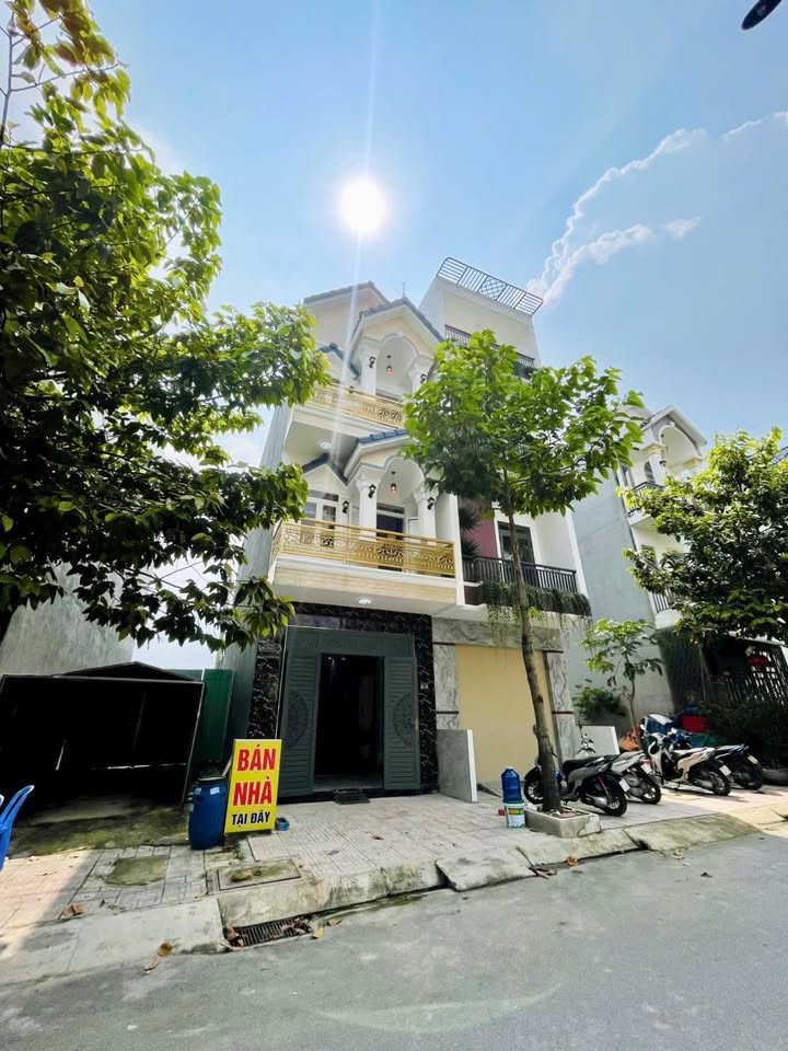 Nhà riêng Phường An Phú, Thuận An 72m² giá 4.3 tỷ - Thiết kế hiện đại, sẵn sàng ở ngay!