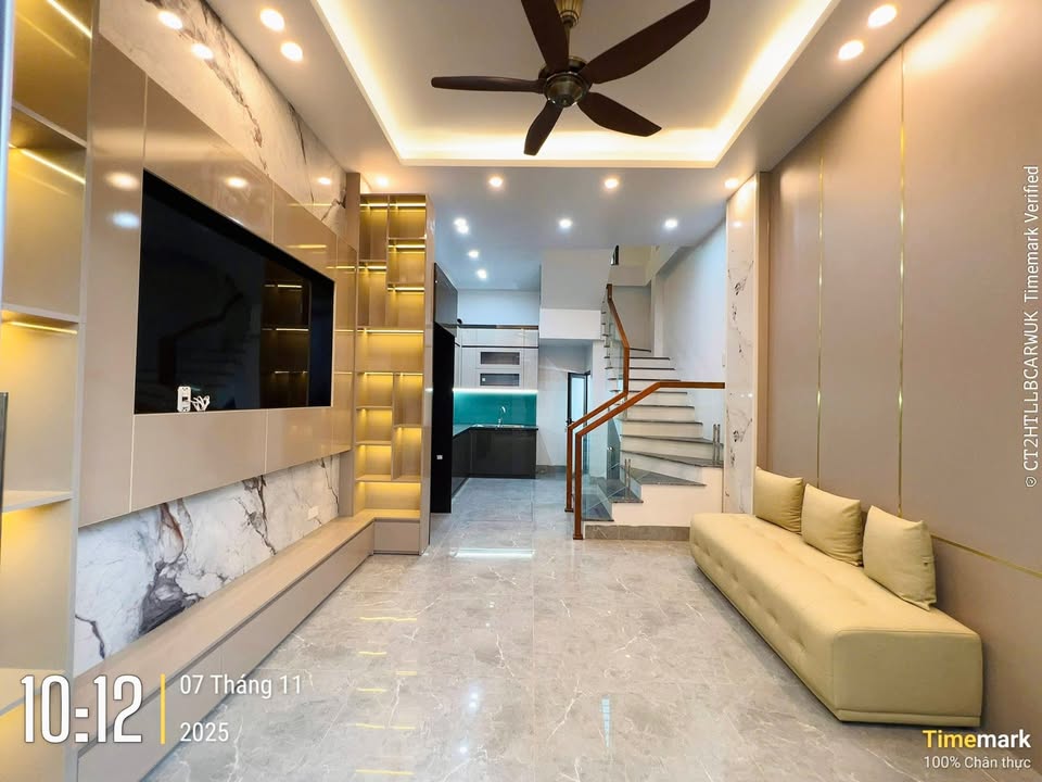 Nhà 4 tầng tại Tiền Phong, Thái Bình - Giá chỉ 1 tỷ, sẵn sàng vào ở!