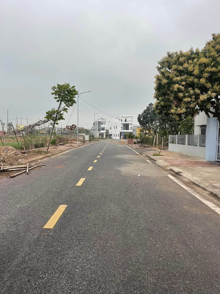 Đất nền KĐT Đồng Quỳnh 150m² giá 2.3 tỷ - Nhanh tay sở hữu!