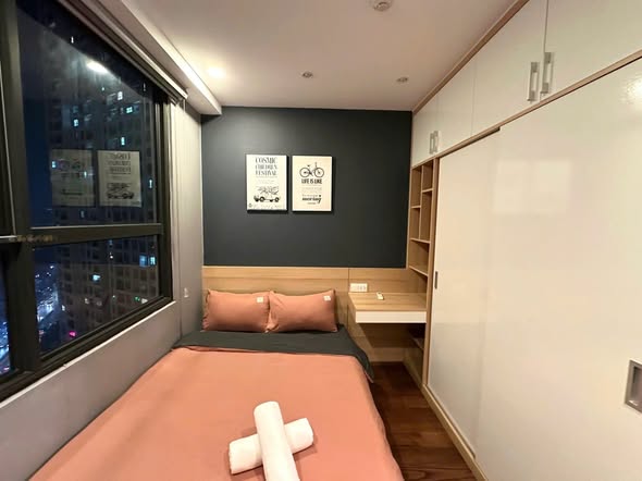 Căn hộ 3PN Vinhomes Greenbay 115m² giá 21 triệu - View Đông Nam thoáng mát!