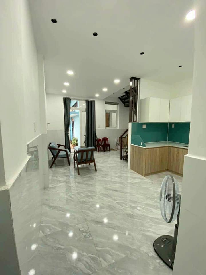 Nhà riêng Quận 10 48m² giá 5 tỷ - Nhà mới 2 tầng, cho thuê 14 triệu/tháng!