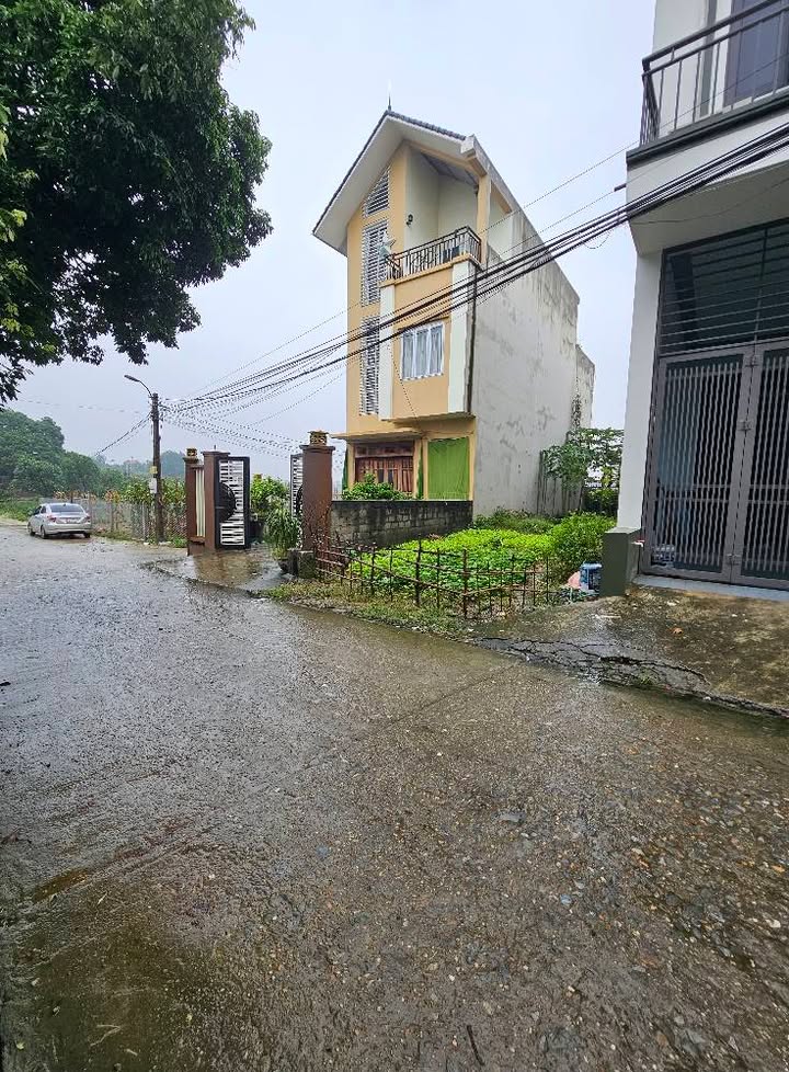 Đất thổ cư thôn Yên Kiện, xã Đông Sơn 105m² - Hai mặt tiền, gần trung tâm