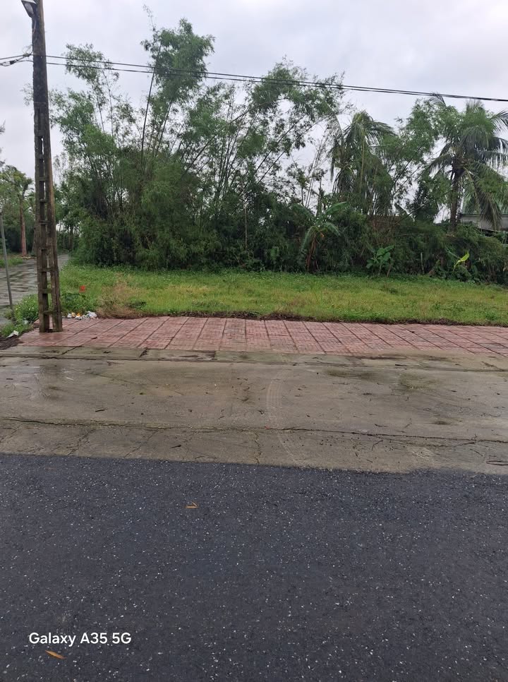 Đất Nghi Thịnh 100m² giá 1.1 tỷ - Đường nhựa rộng rãi, tiện ích đầy đủ!