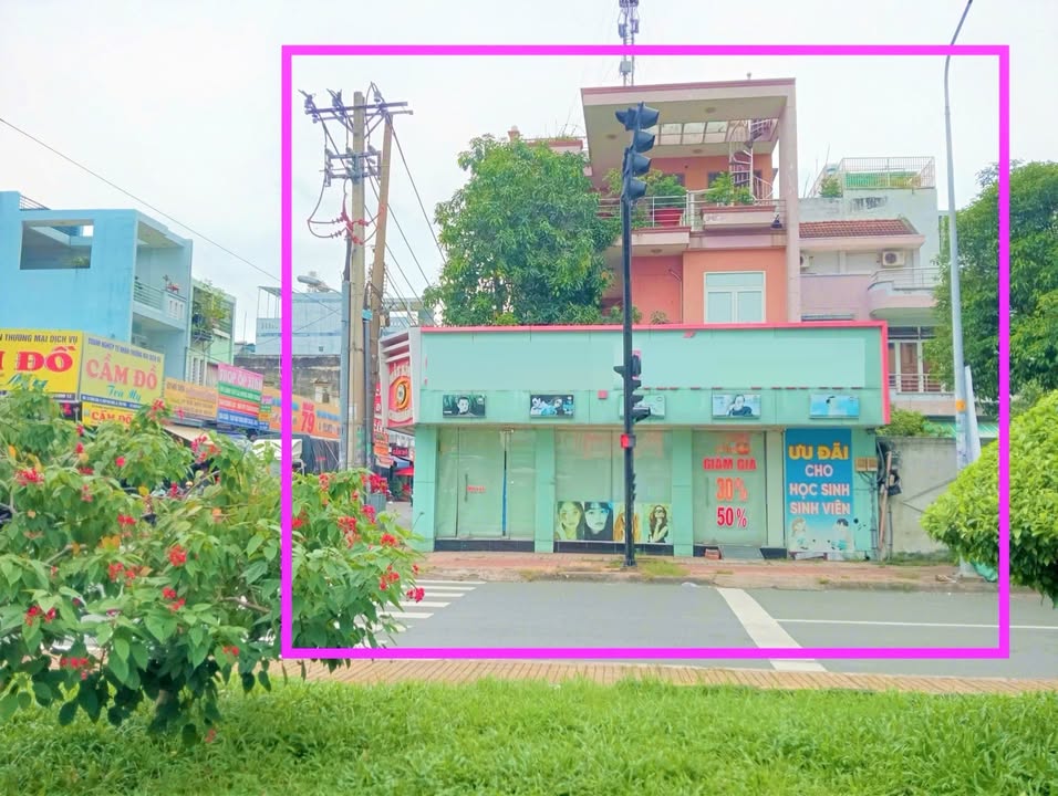 Cho thuê FrontHouse đường Văn Cao, quận Tân Phú, 152m² - Vị trí đắc địa, kinh doanh thuận lợi!