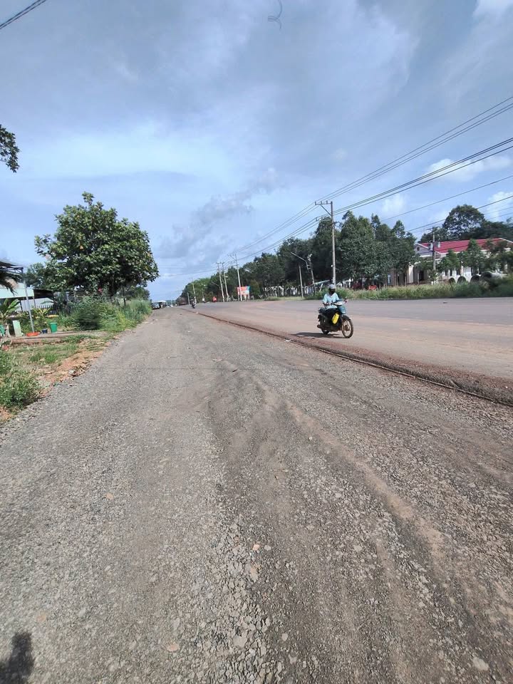 Đất mặt tiền đường ĐT 753, xã Tân Phước, 700m² giá chỉ 1.6 tỷ - Đầu tư sinh lời ngay!