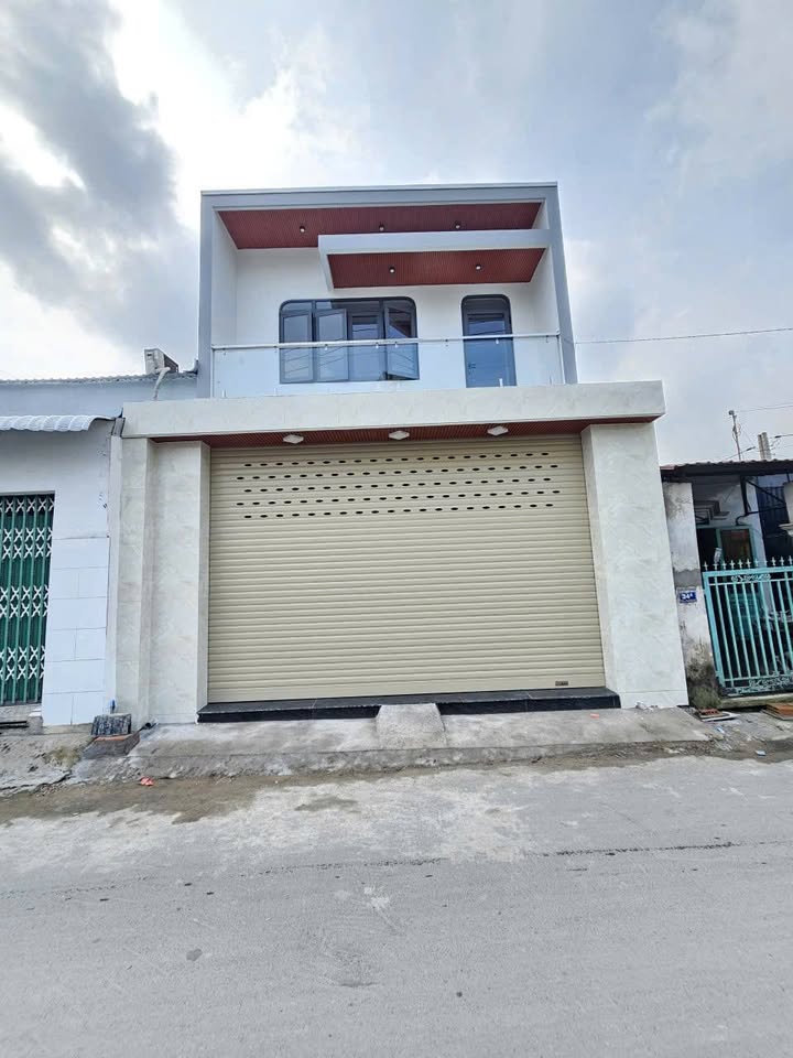 Nhà mặt tiền đường Bình Hòa 03, 71.4m², chỉ 4.8 tỷ - Kinh doanh đa nghề!