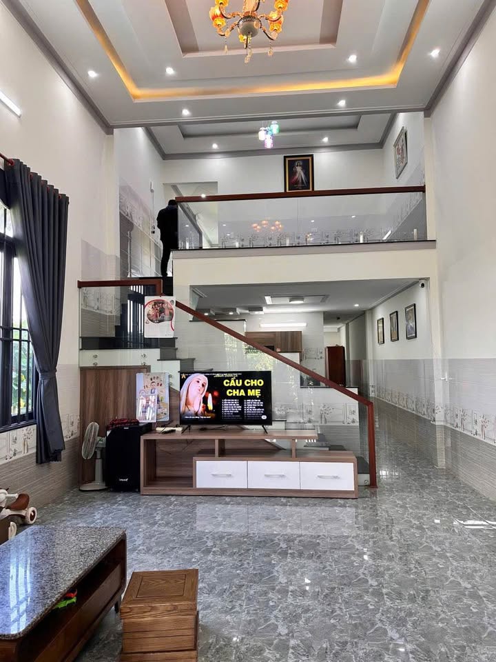 Nhà đẹp Lộc An Bảo Lâm 160m² giá 2.5 tỷ - Gần Quốc lộ 20!