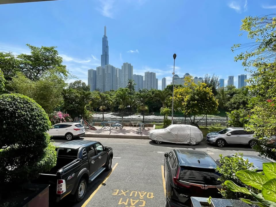 Căn hộ chung cư Mỹ Đức Bình Thạnh 62m² giá 3.85 tỷ - Tầng cao view sông