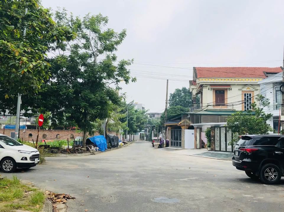 Đất KDT Trằm Đá - Lăng Cẩm 82.5m² giá 4 tỷ - Địa điểm lý tưởng để kinh doanh!