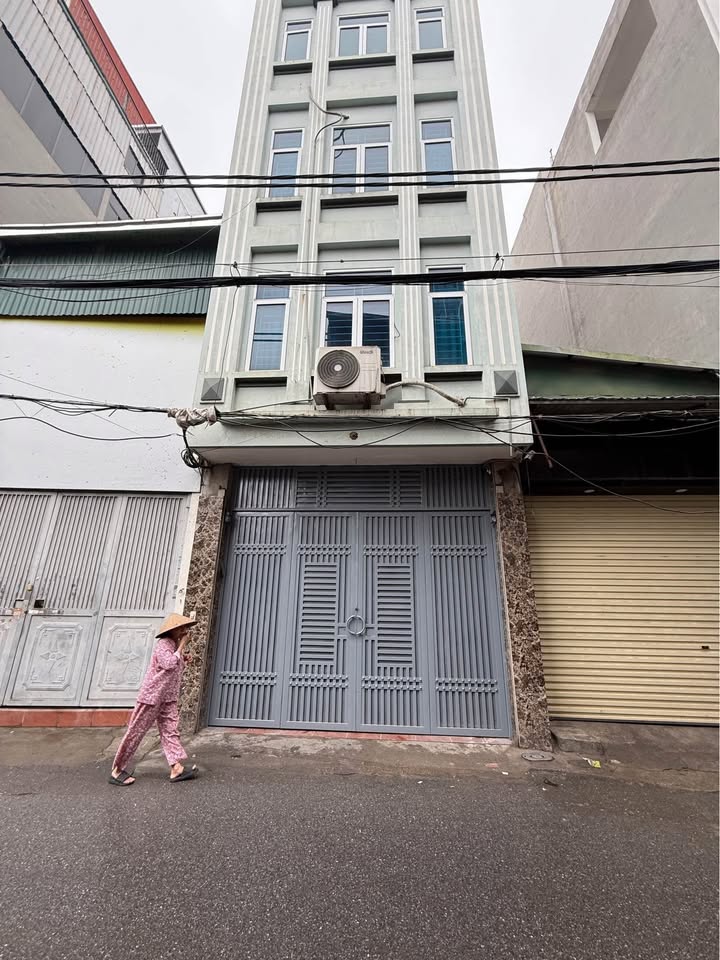 Nhà phố 115m² tại Minh Khai, giá 19.9 tỷ - Thiết kế 7 tầng, ô tô đỗ cửa!