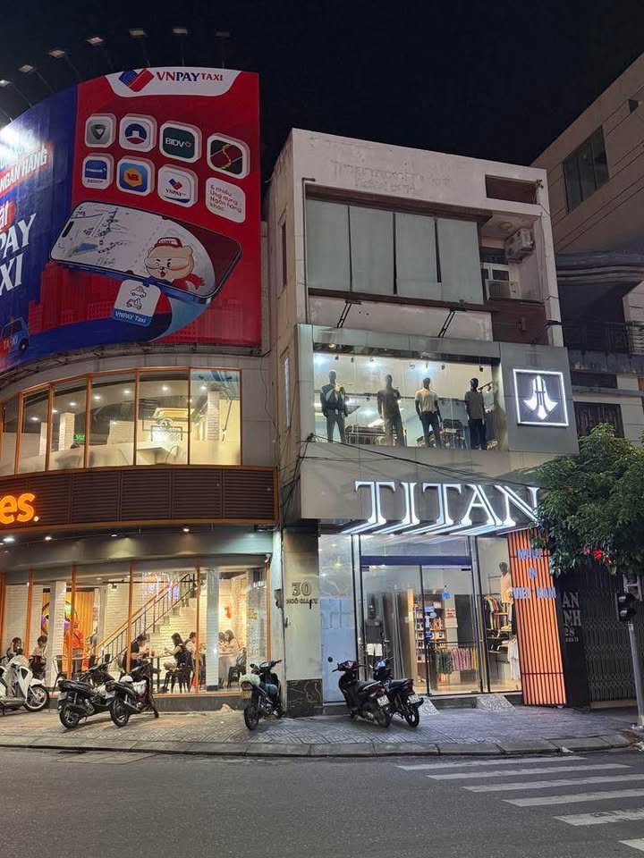 Nhà cho thuê 3 tầng đường Ngô Gia Tự, Đà Nẵng 155m² giá 30 triệu - Thích hợp kinh doanh