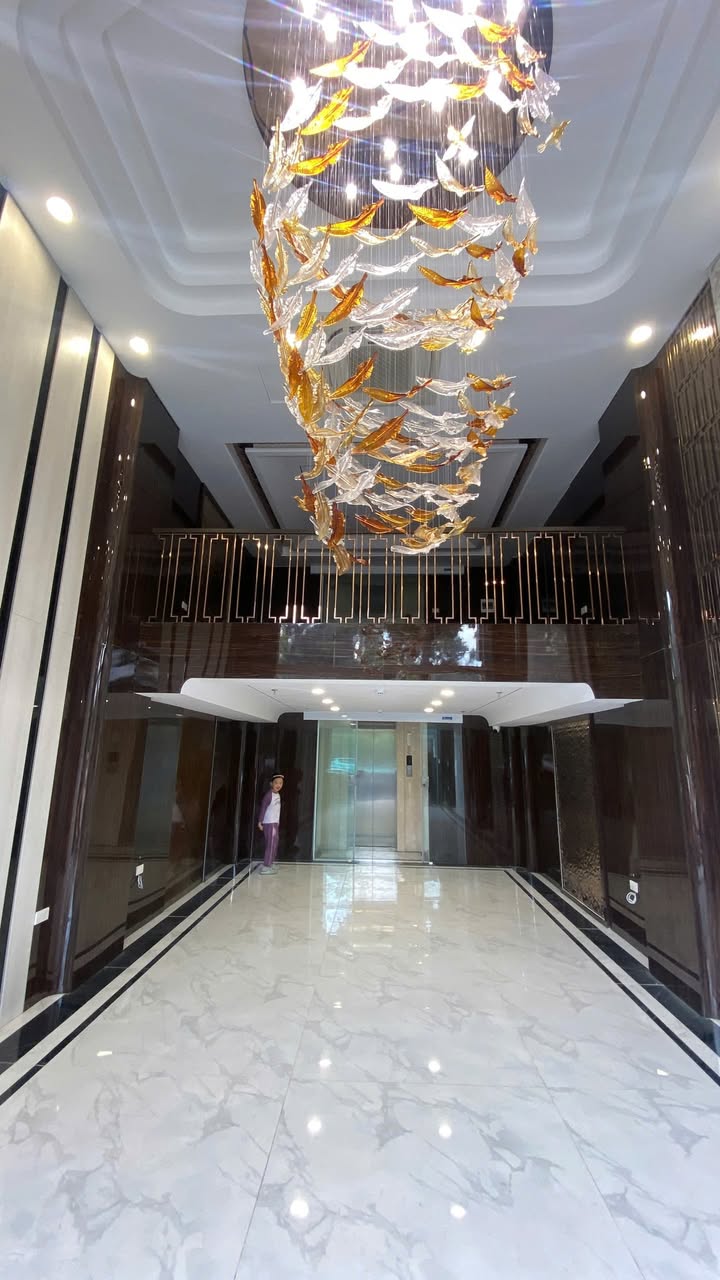 Nhà mặt phố Miếu Đầm, quận Nam Từ Liêm, 51m² giá 40 tỷ - Dòng tiền cho thuê 100 triệu/tháng!