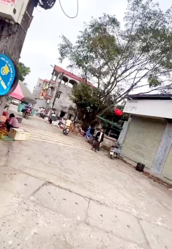 Đất nền góc 2 mặt tiền Mộ Đạo, Quế Võ, 100m² giá 3.95 tỷ - Khu vực kinh doanh sầm uất!