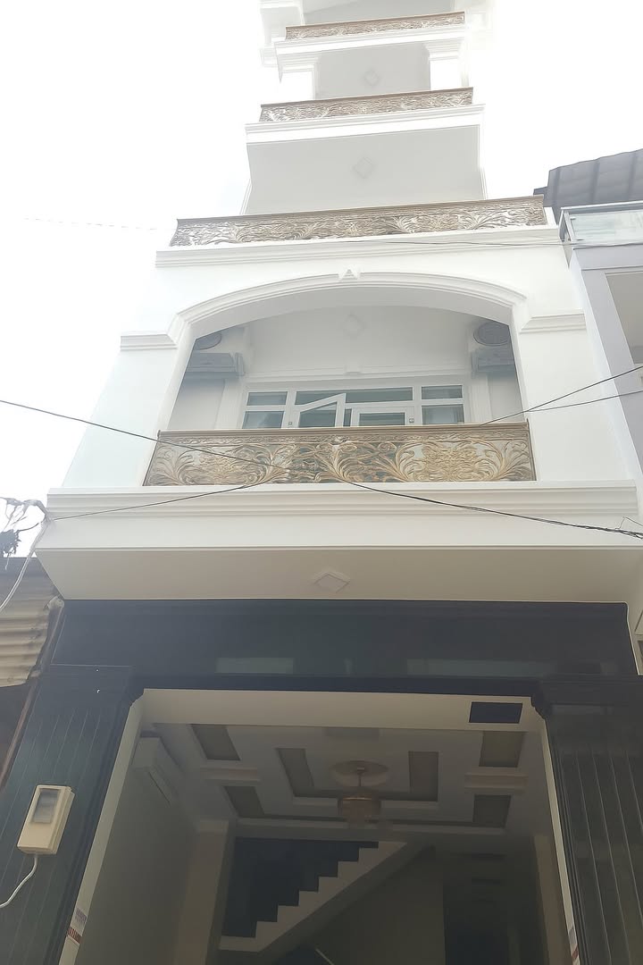 Nhà nguyên căn cho thuê 324 Lý Thường Kiệt, Q.10 - Phù hợp cho CHDV, BnB