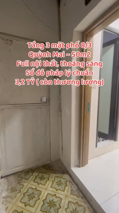 Căn hộ Tập thể tầng 3 phố 8/3, quận Hai Bà Trưng, 50m² giá 3 tỷ - Ô tô đỗ cửa!