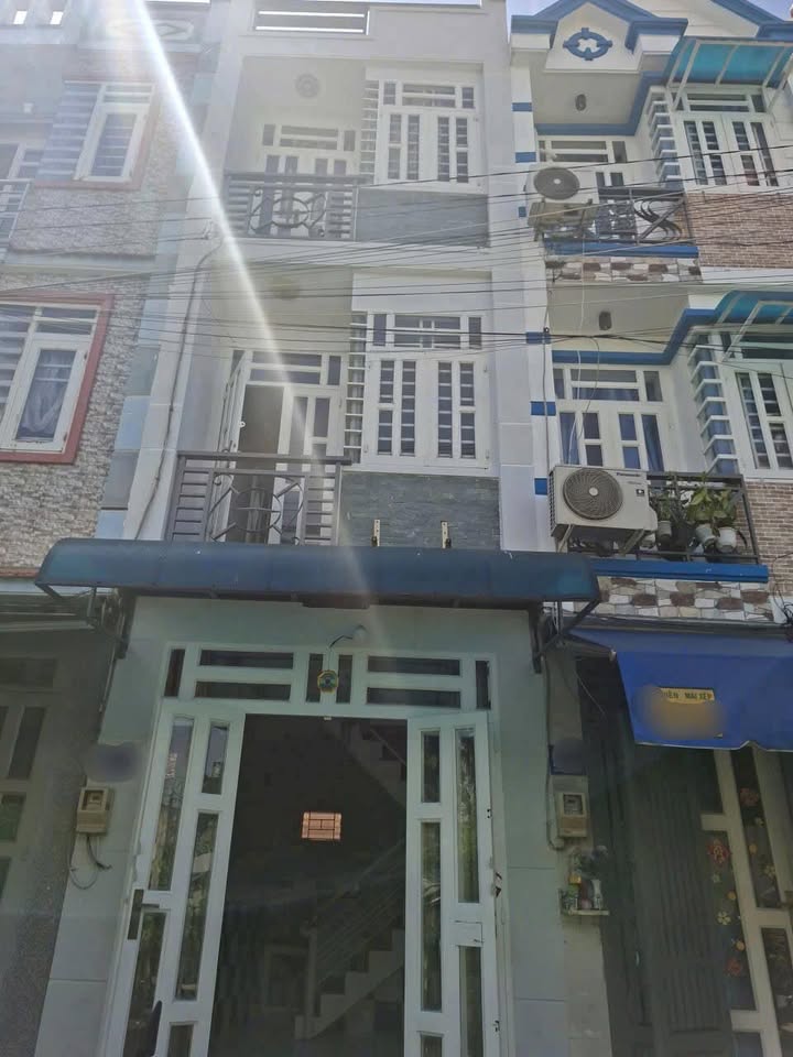 Nhà phố Thới An Quận 12 22m² giá 1.75 tỷ - Xe hơi vào tận nơi!