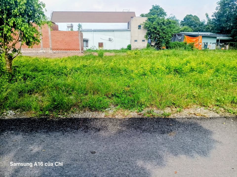 Nhà Phước Vĩnh An, Củ Chi 155m² giá 2.35 tỷ - Khu dân cư sầm uất, tiện ích đầy đủ!