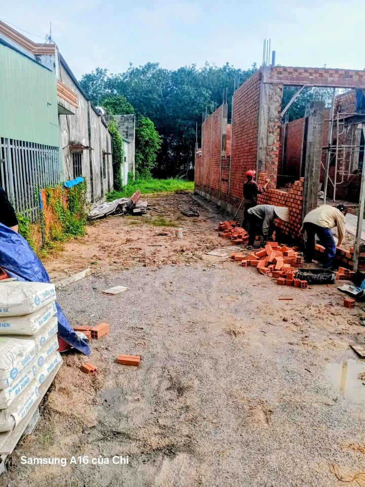 Đất nền Phước Vĩnh An, Củ Chi 122m² giá 2.35 tỷ - Vị trí đẹp, kinh doanh sầm uất!